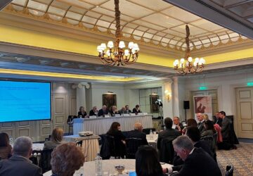 Το φάρμακο σε αδιέξοδο: Η δημόσια υποχρηματοδότηση καθυστερεί την καινοτομία και απειλεί την πρόσβαση των ασθενών σε αναγκαίες θεραπείες