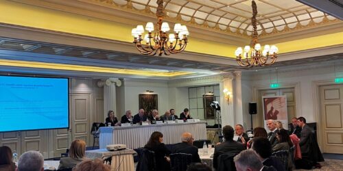 Το φάρμακο σε αδιέξοδο: Η δημόσια υποχρηματοδότηση καθυστερεί την καινοτομία και απειλεί την πρόσβαση των ασθενών σε αναγκαίες θεραπείες